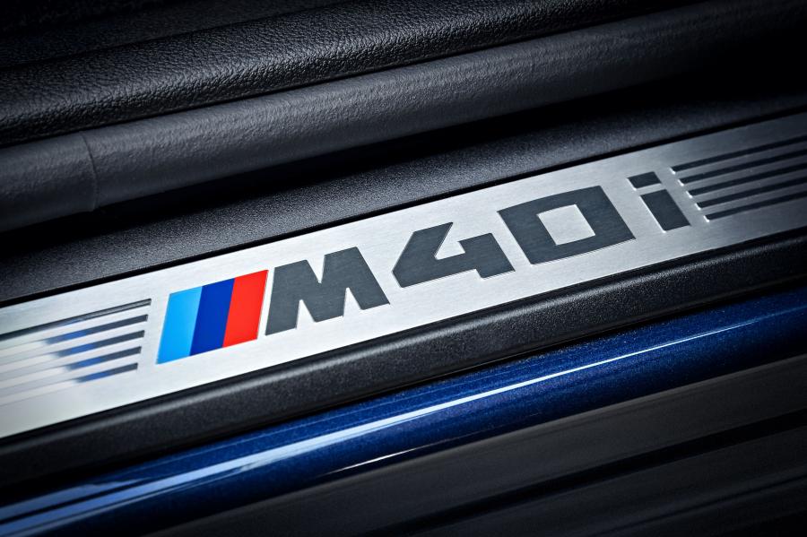 Логотип BMW X3 M40i (G01) 2017 года  (WW) (фото 31 из 184)